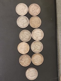 Bulk Silver Lot Of 11 Canadian Silver Half Dollar Coins.