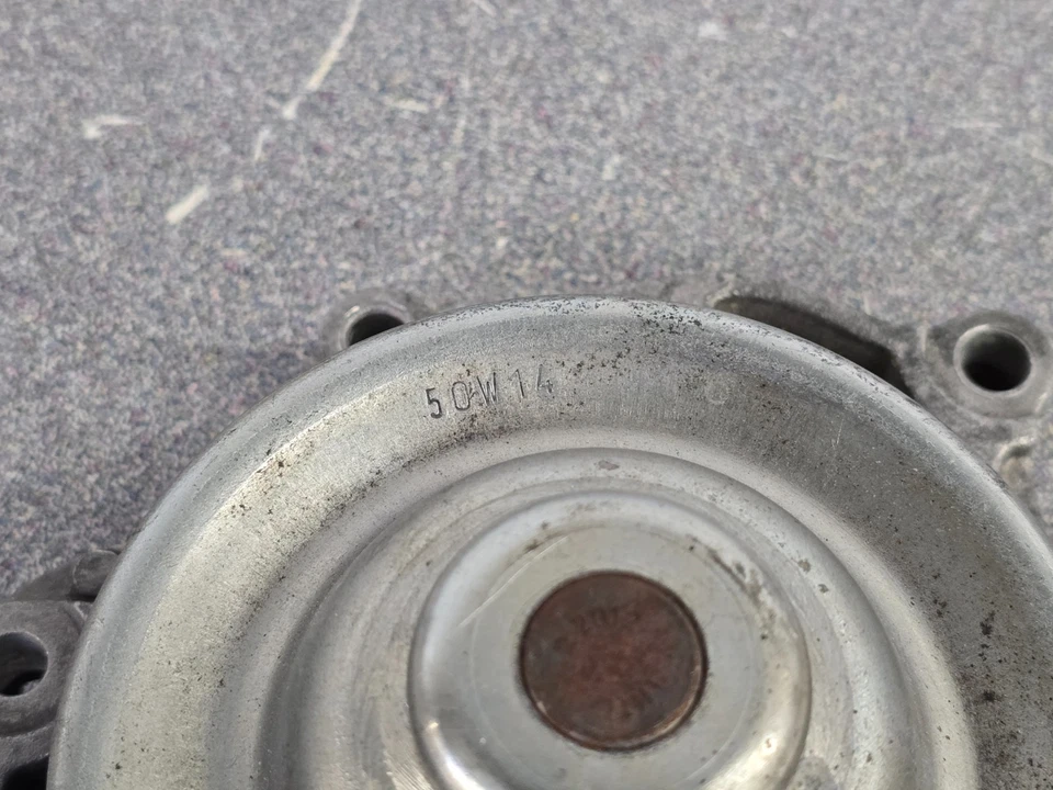 NICE USED ORIGINAL GENUINE PORSCHE 911 997 GT3 TURBO TAKE OFF WATER PUMP - Image 3 of 4