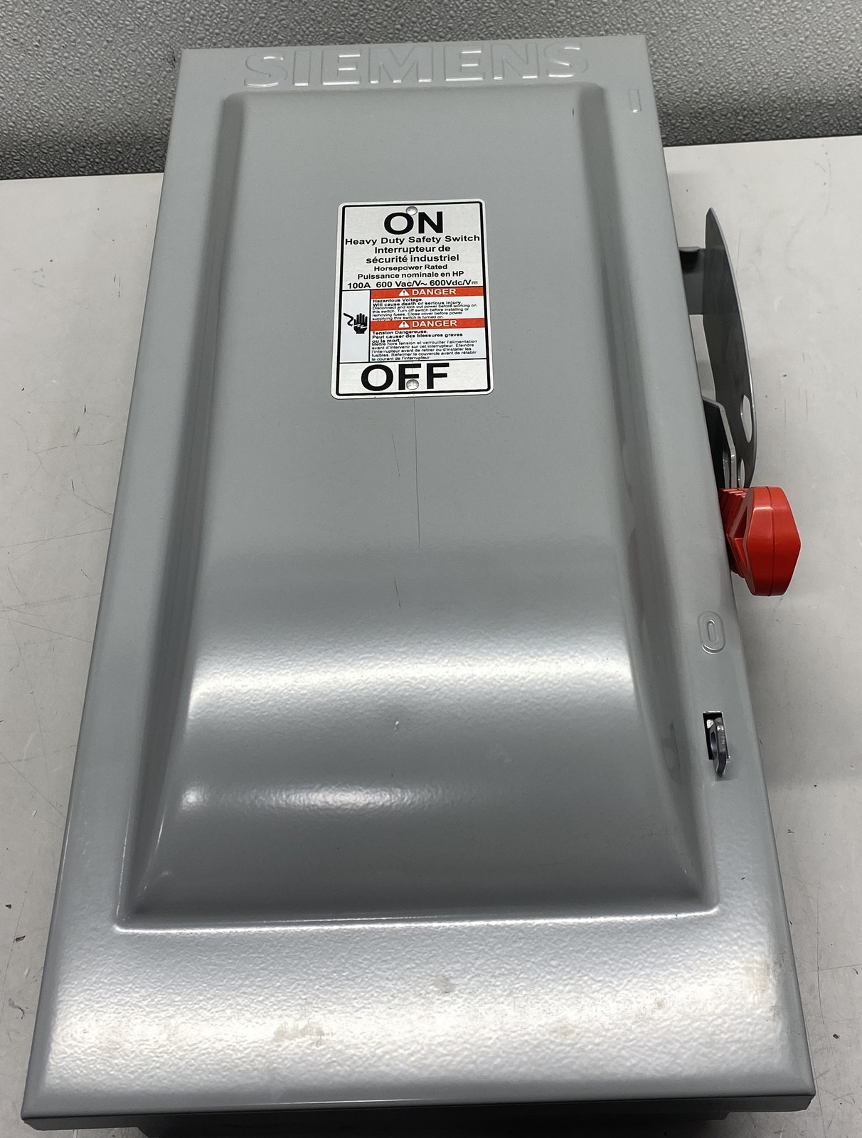 Siemens Heavy Duty Safety Switch 100-Amp 3 Pole 600-volt HF363