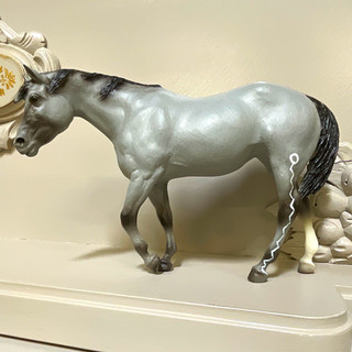 Breyer # 882 Ichilay the crow horse “medicine snake” Grey Indian Pony 1993