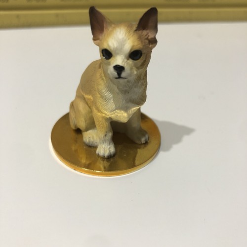 Tiny Ones 1992 Chihuahua DGT06B Collectible Figurine