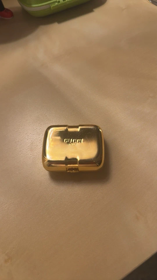 Pastillero vintage de metal Gucci Italia Foto 2 de 3