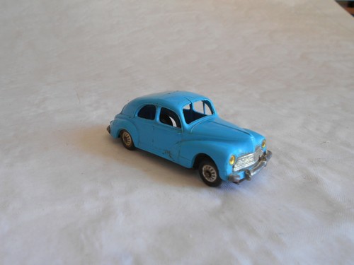 vintage Norev plastic series Peugeot 203 with tin base  - Picture 1 of 6