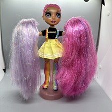 Rainbow High Fashion Studio Avery Styles Doll With 1 Pink  1 Purple Wig - 10  