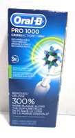 Oral-b Cross Action Rechargeable Toothbrush 3d Action Oral Hygiene Oral-b Cross Action Rechargeable Toothbrush 3d Action Oral Hygiene