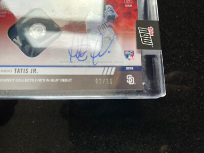 On-Card Auto Base Relic /10 Fernando Tatis Jr. MLB TOPPS NOW Card