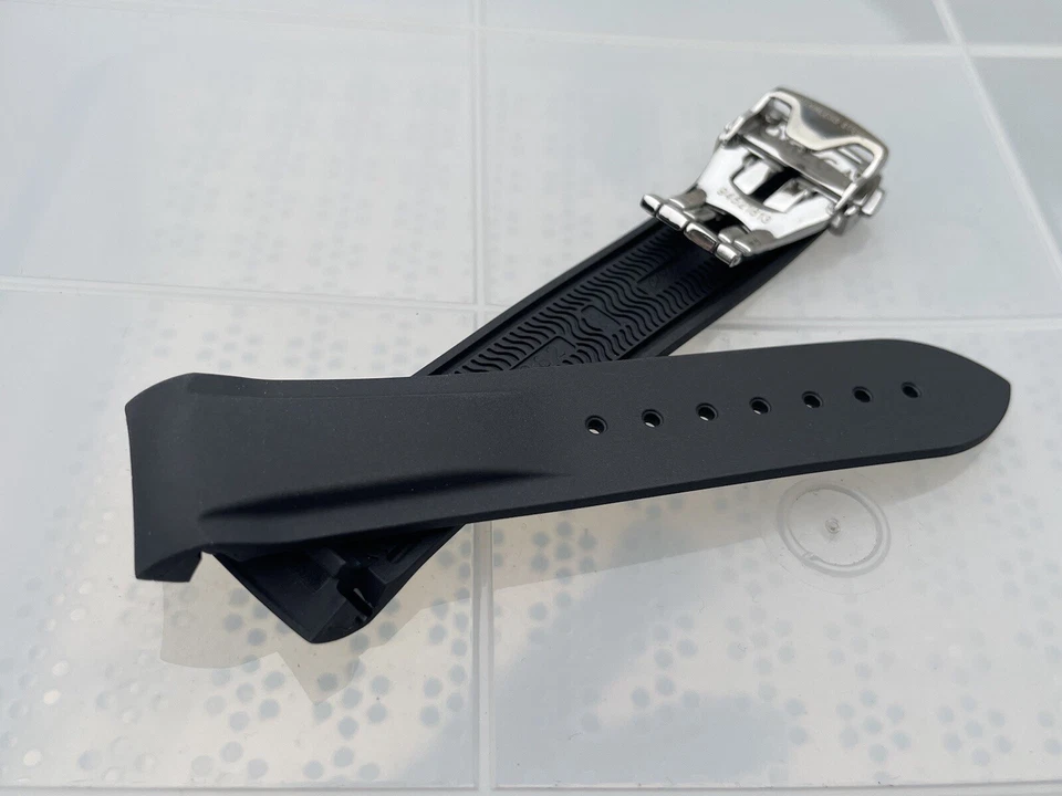 Pulseira de relógio de borracha preta 20 mm Omega Seamaster Planet Ocean - Imagem 3 de 4