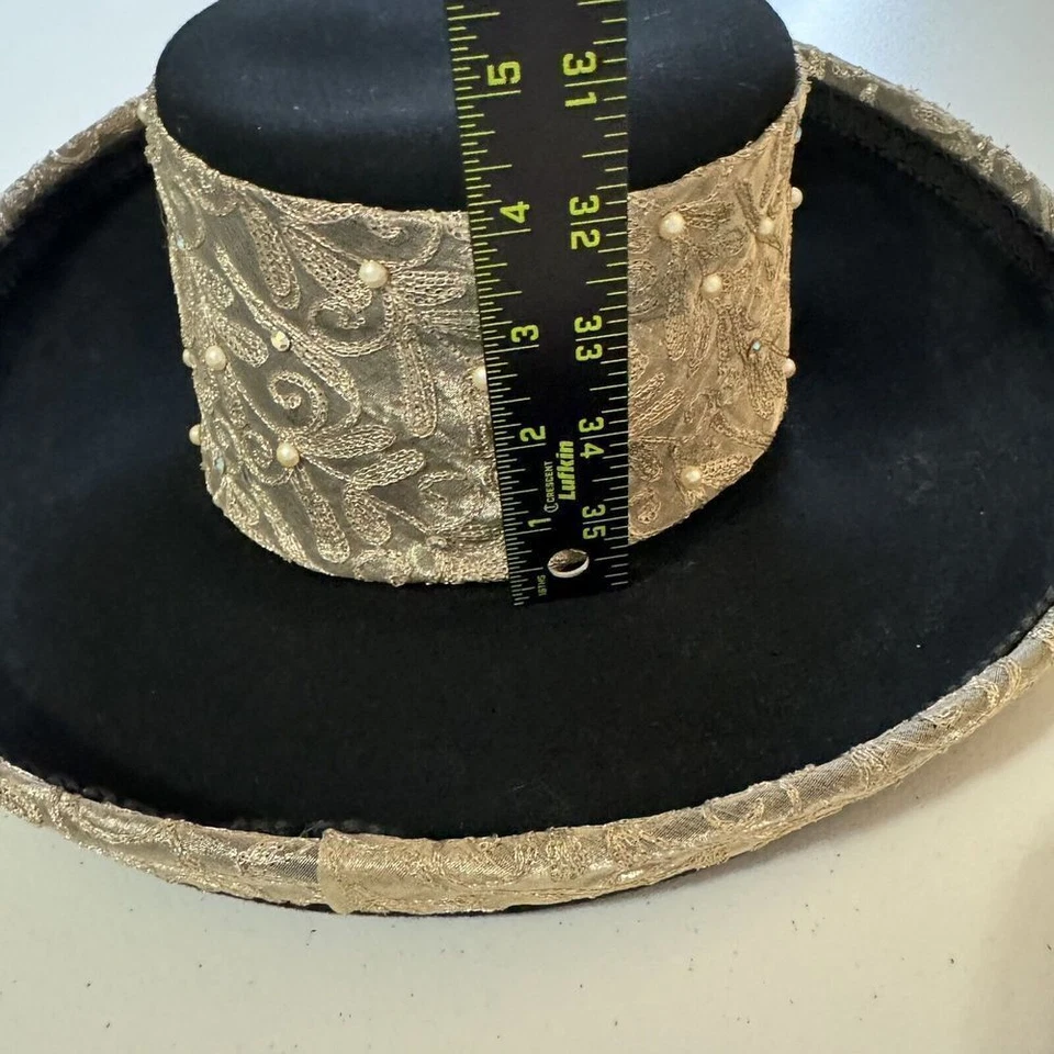 Sombrero de Lana Whittall & Shon Negro Perla Encaje Borde Dorado Derby Steampunk Estilo Iglesia Foto 4 de 4