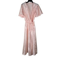 Vintage Val Mode Pink Lace Ruffles Mid Length 60s House Lingere Robe