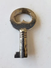 Antique Hollow Barrel Steamer Trunk Chest Cabinet Lock Key Can not Make out Name