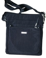 Baggallini Women  s Black Crossbody Bag Zip Closure Silver Hardware Pockets