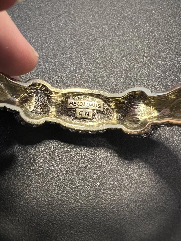 HEIDI DAUS "Grand Slam" Crystal Deco Bracelet Clear Missing a Stone - Image 2 of 2