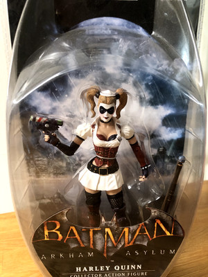 Harley Quinn Batman Arkham Asylum Series 1 Action Figure DC Direct Collectibles