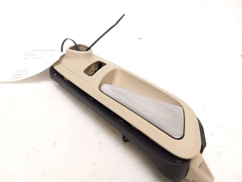 2009-2017 VOLKSWAGEN CC РУЧКА ВНУТРЕННЕЙ ДВЕРИ ЗАДНЕГО ПАССАЖИРА - Изображение 2 из 4