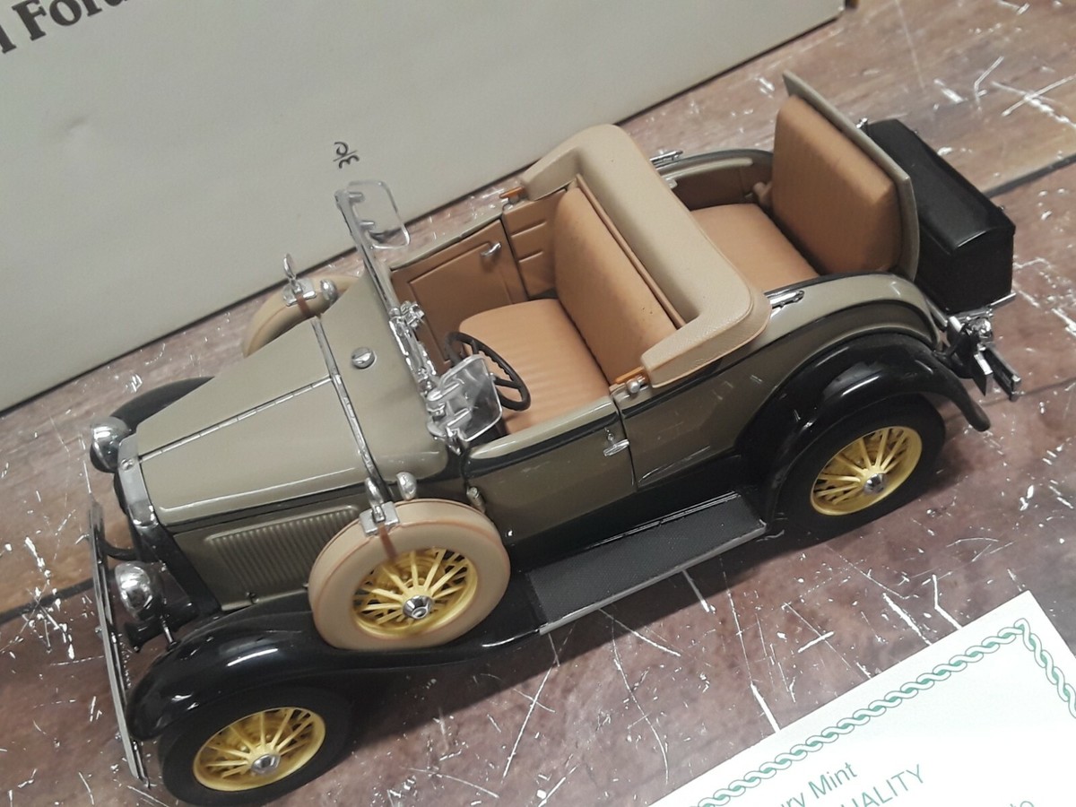 ダンバリーミント1931 Ford Model A Deluxe Coupe Danbury Mint,1931 Ford Model A Deluxe Roadster, Convert,1/24 scale