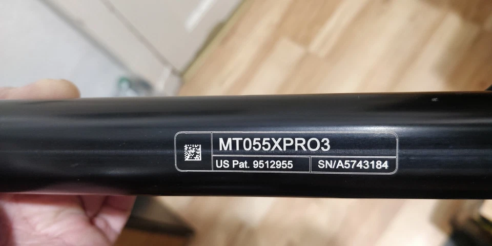 Manfrotto (MT055XPRO3) 055 Alu Stativ mit horizontaler Mittelsäule, - Bild 4 von 4