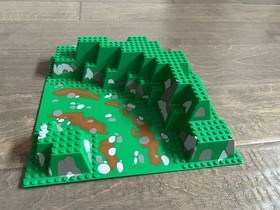 Vintage LEGO Baseplate Raised 6024 for Castle Dark Forest Fortress 6079