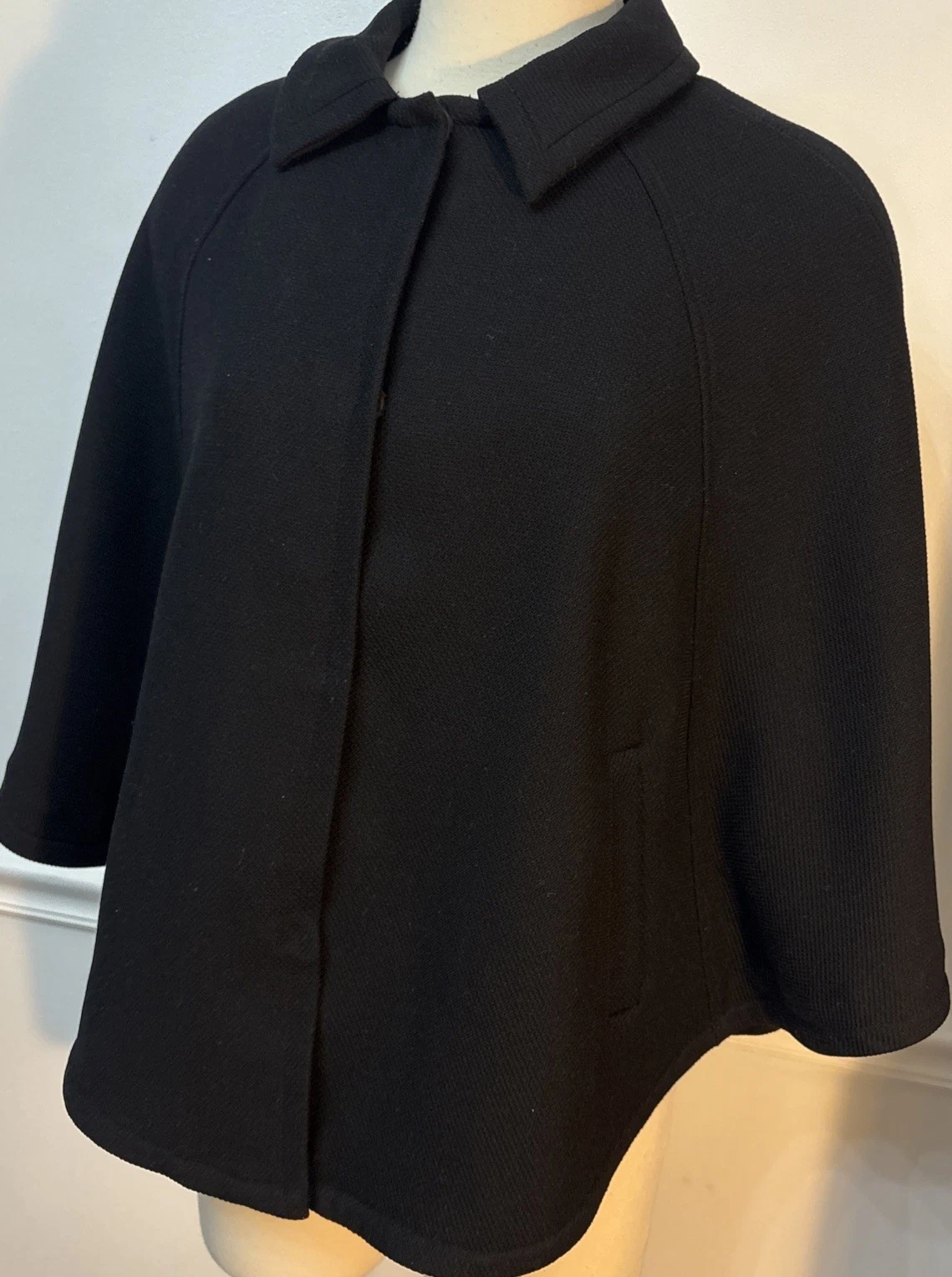 Black Cape Coat Womens Sz 10 Cloak Poncho Woold Blend Preppy