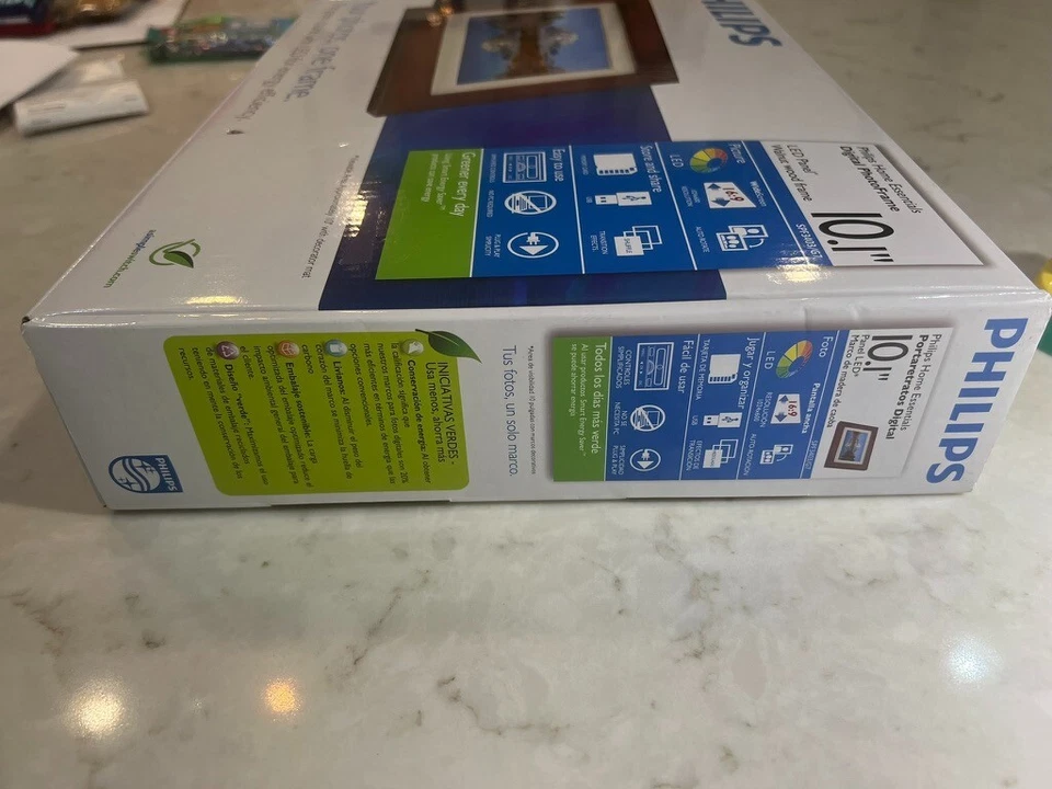 Philips 10D DPF 10.1" Digital Photo Frame - USB and SD/MMC/MS Card,in original b - Image 3 of 4