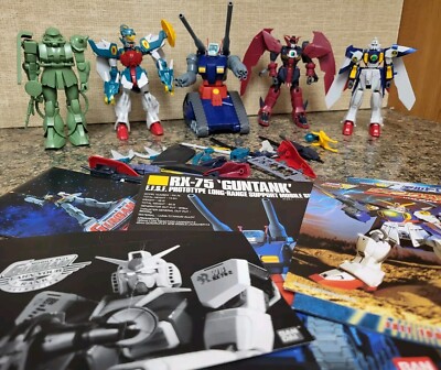 Gundam Bandai Action Figure Gundamwing Lot Of 5 Figures & Weapons 