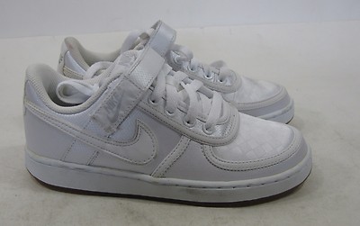 new ladies nike sneakers