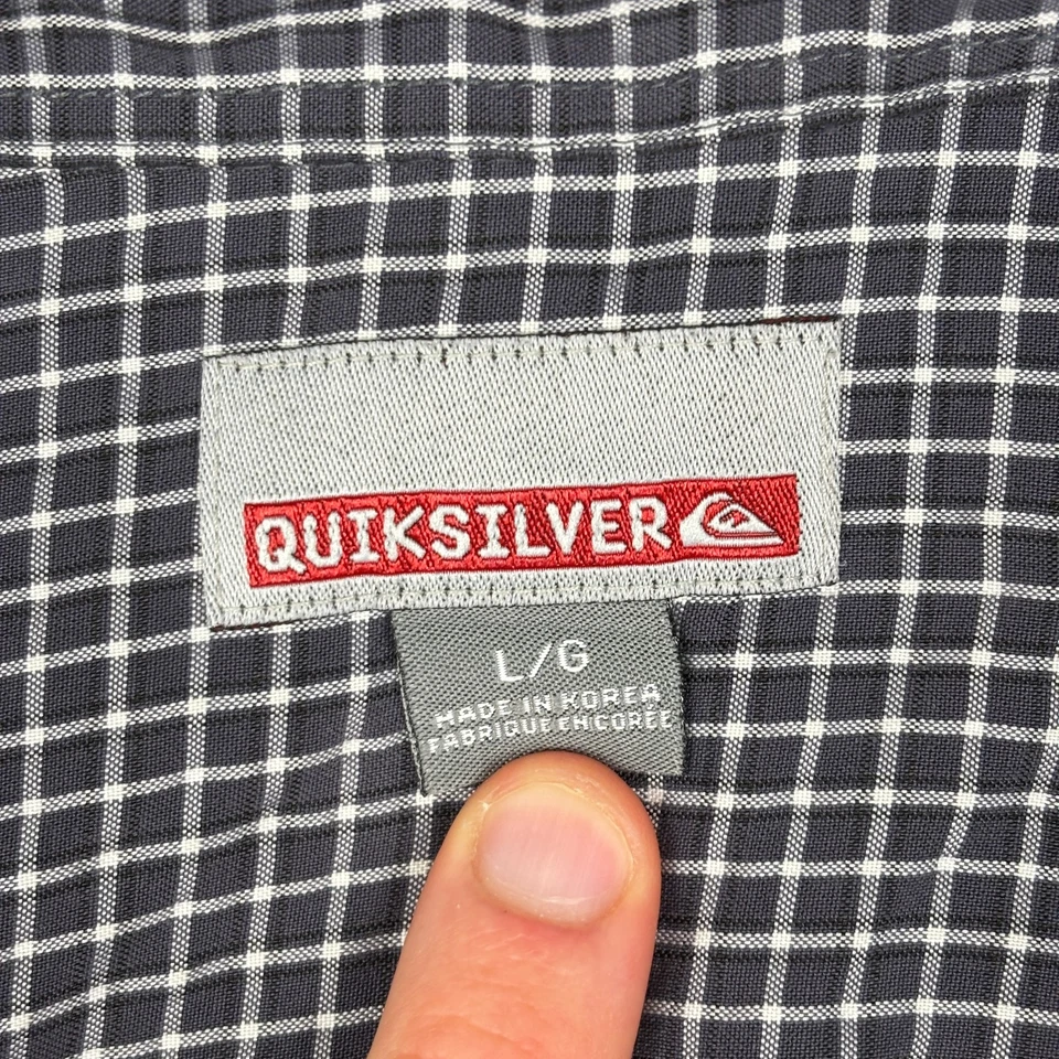 Lot of 2 Vintage Quiksilver Shirts Mens L Button Up Short Sleeve Skater Y2K - Image 3 of 4