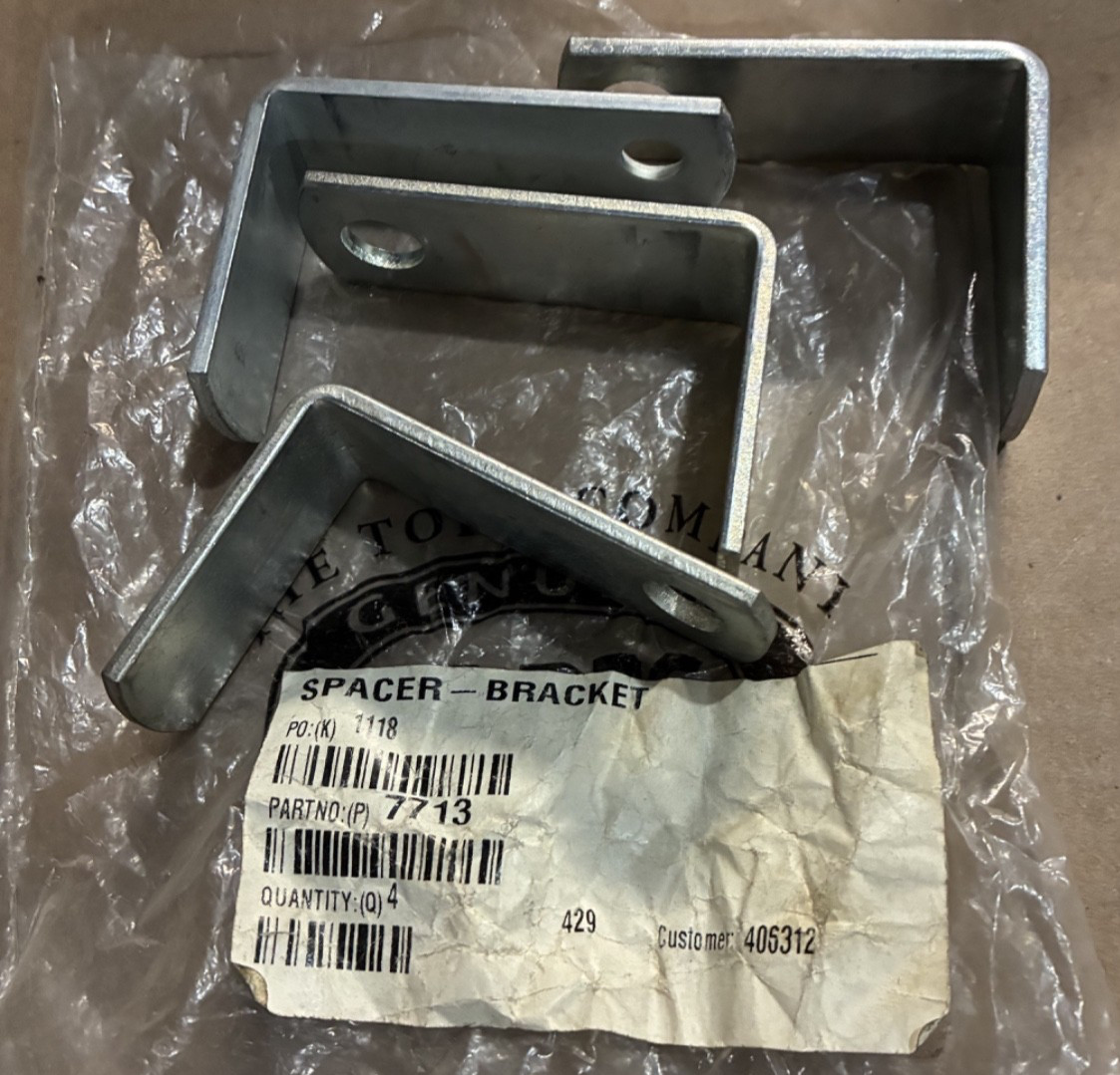 Toro Wheel Horse 7713 Spacer Bracket Lot of 4