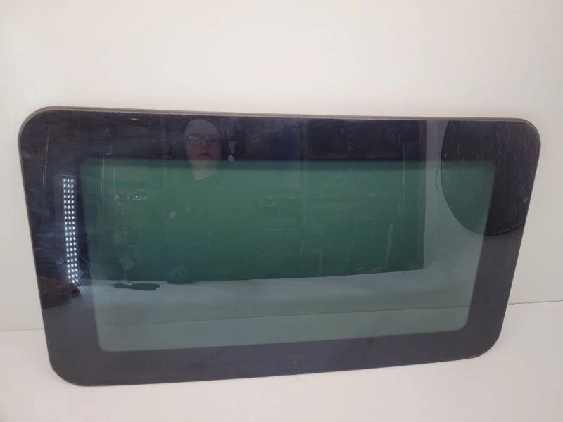 1997 98 99 2000 BMW 528I ROOF GLASS GLASS SUNROOF 54128186143        Foto 2 de 4