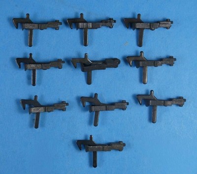 FLEISCHMANN Nr. 87 - 10 UNUSED HO CAST METAL COUPLERS FOR 1950s LOCOS AND CARS
