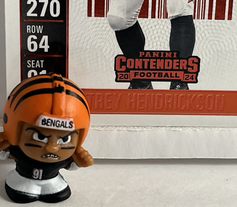 Trey Hendrickson NFL Teenymates 1" Figure w/ Contenders RED PARALLEL. BENGALS DE