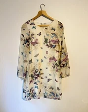 Yumi Women’s Cream Beige Butterfly Print Shift Shirt Sheer Dress Sz US XS NWOT