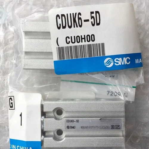 1PZ Nuovo Cilindro SMC CDUK6-5D CDUK65D Spedizione Gratuita - Foto 1 di 3