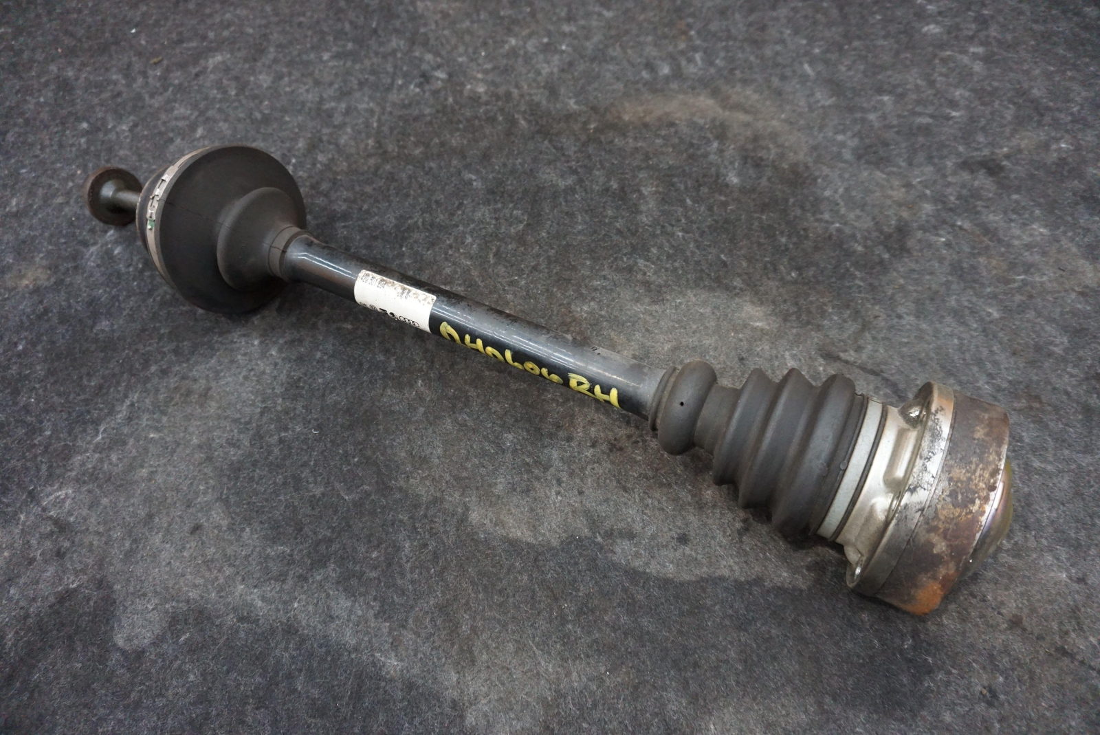 Rear Right CV Axle Shaft Assembly OEM 420501204 Audi R8 Type 42 2008-2015