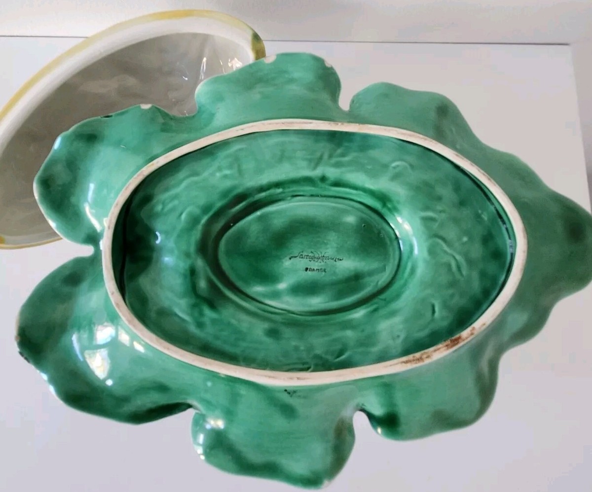 Ancienne soupière, décor Favori bleu, en céramique de Sarreguemines