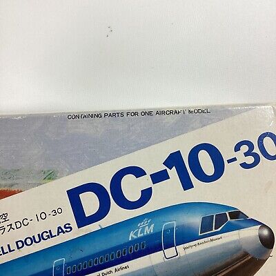Hasegawa McDonnell Douglas DC-10-30 Airplane Model Kit 1:200 Hasegawa McDonnell Douglas DC-10-30 Airplane Model Kit 1:200