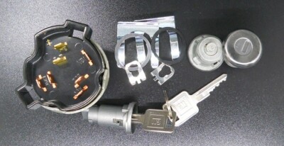 67/72 Chevy GMC Truck Pick-up ignition switch cylinder door lock set keys