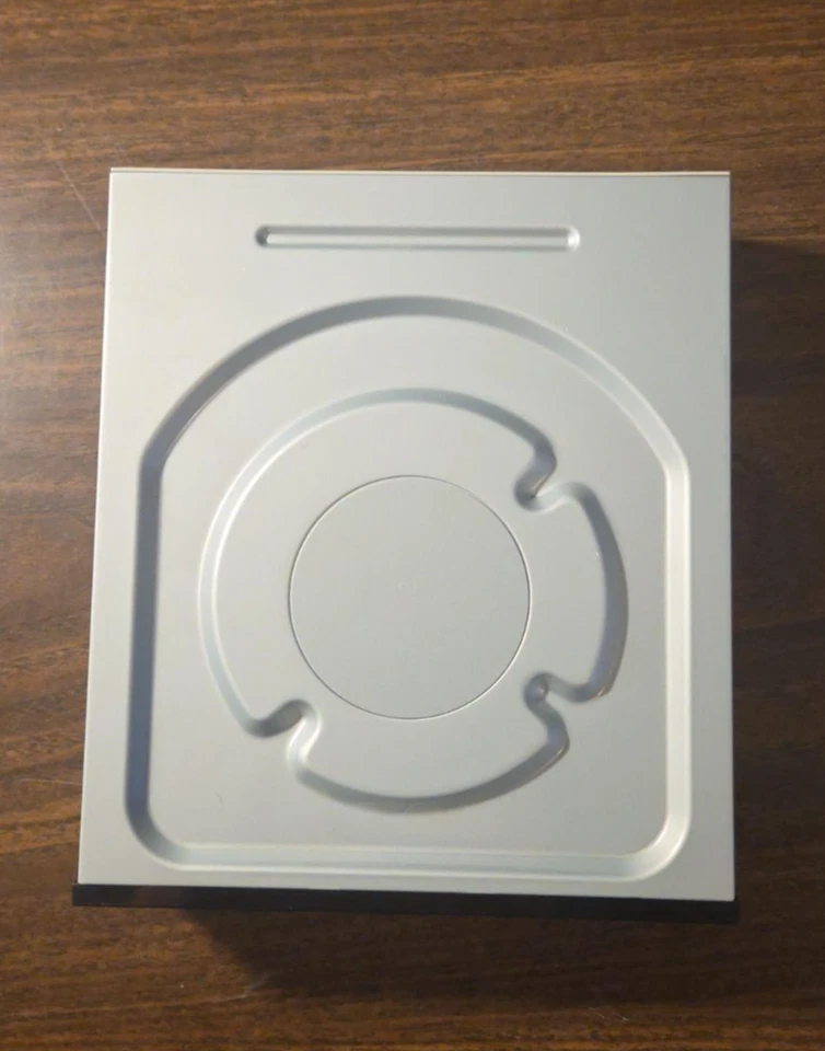 Lite-On iHAS124-04 SATA DVD/CD RW Rewritable Internal Optical Drive(tested) - Image 3 of 3