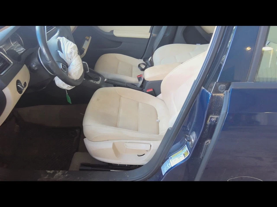 Chassis ECM Communication Interface Box Telephone Fits 12-15 TIGUAN 1289666 - Image 4 of 4