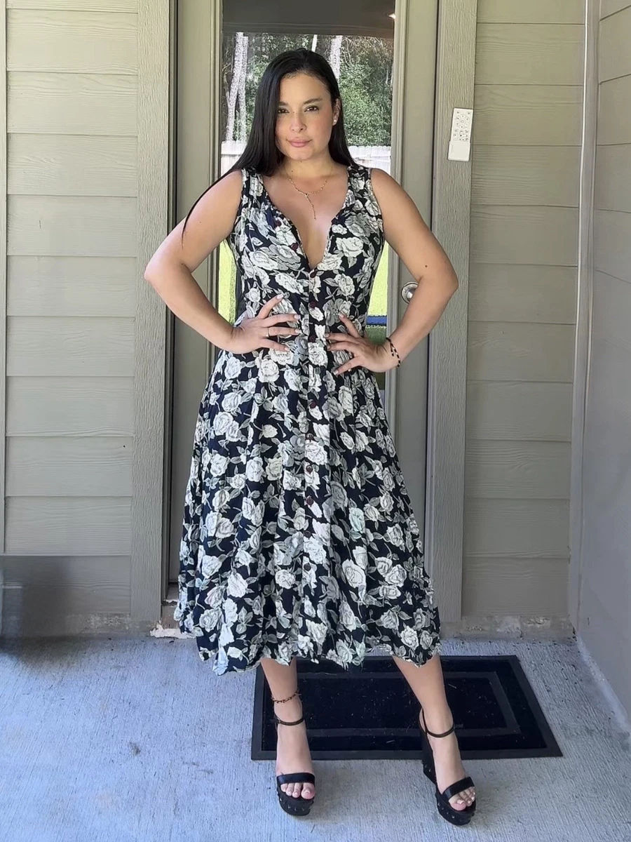 le chateau evening dresses That moment when you put it on and just know., At Le Chteau, every color,  every style, every silhouette is waiting for you., //, [Manifester le titre  de reine du bal], Ce moment o tu l'enfiles et tu