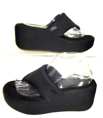 Flit Flop Women's Plat Wedge Toe-Post Black Sandals Size 8/39