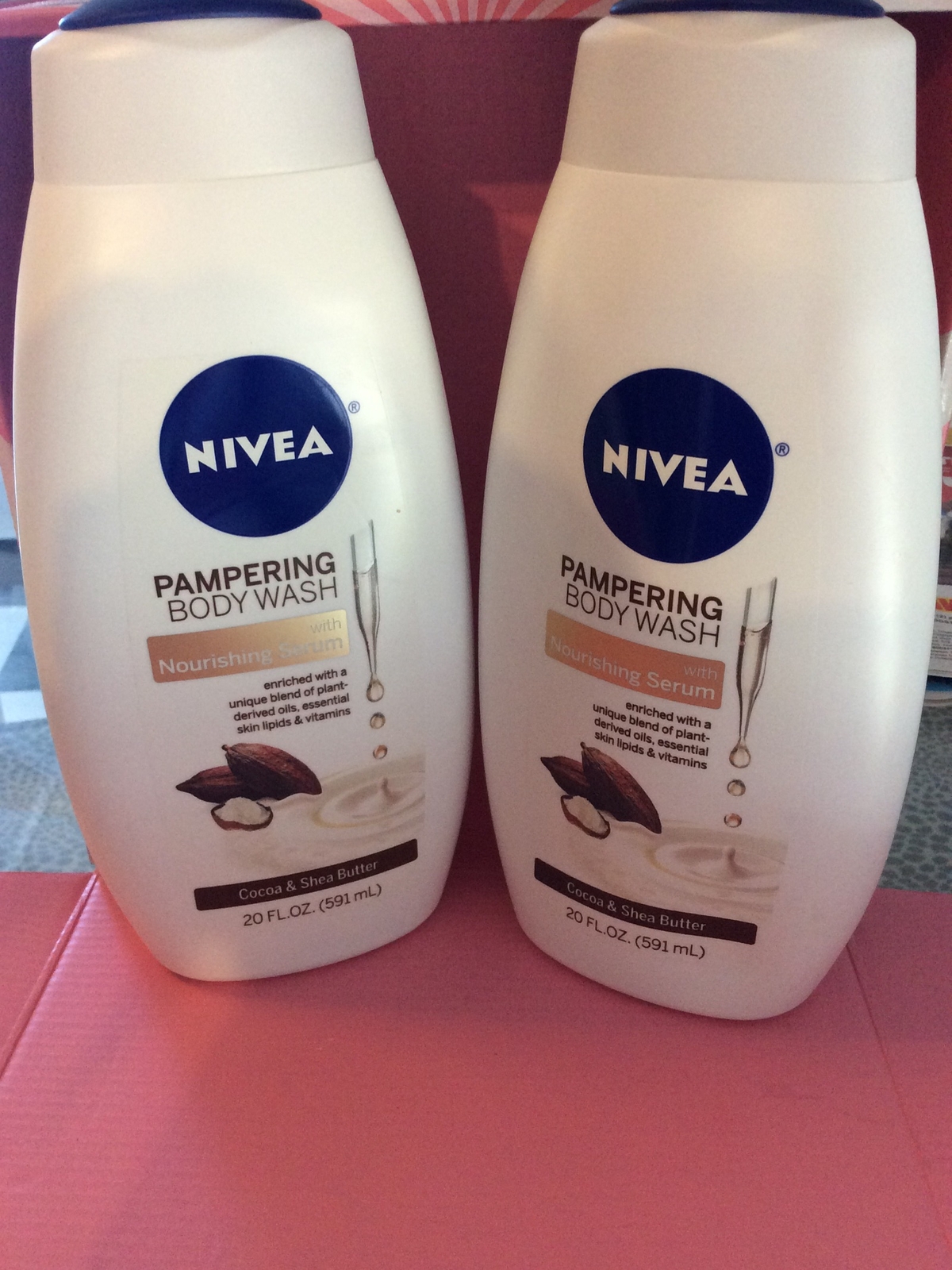 Pampering Body Wash W/ Nourishing Serum, 20 Fl Oz