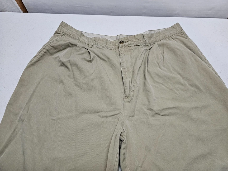 Pantalones Cortos Chinos Farah Para Hombres Talla 40 (40x8) Caqui Plisados Frontales Verano Algodón Pantalones Cortos Foto 2 de 4
