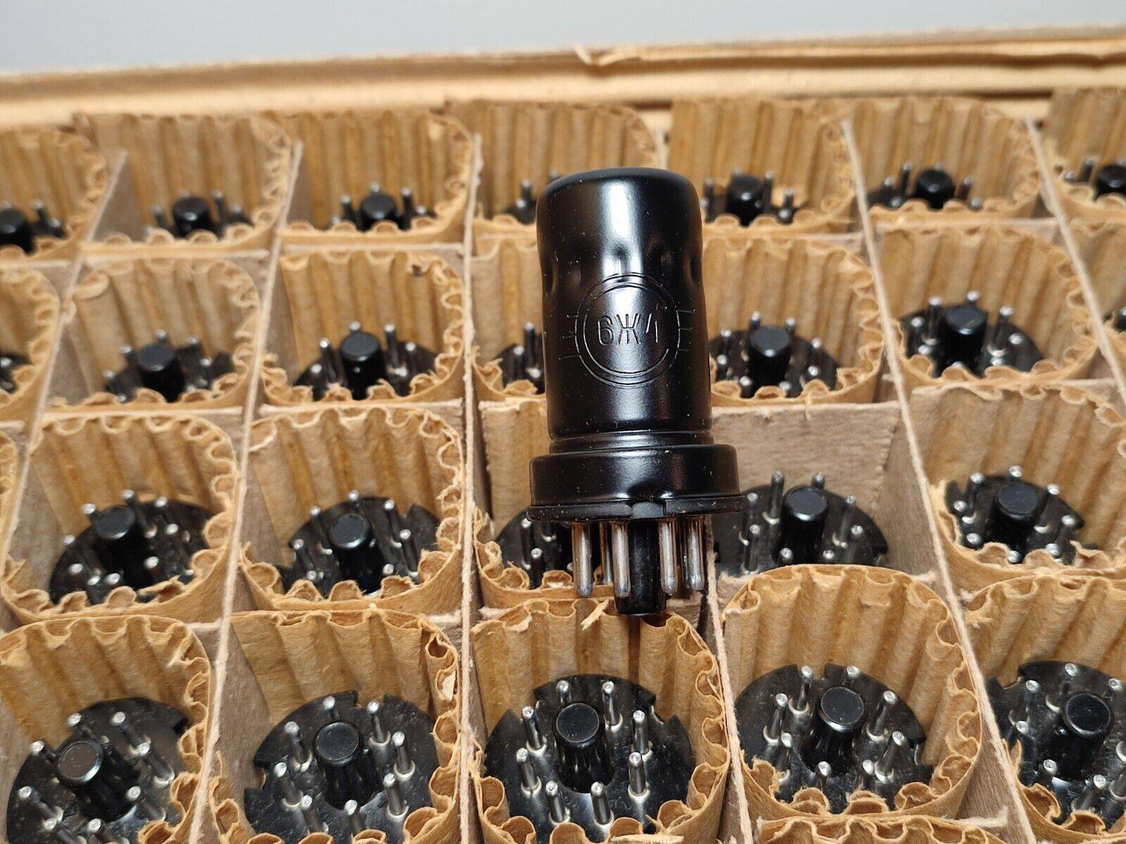 50 pcs lot 6J4 / 6Ж4 Svetlana tubes NOS NEW same date = 6ac7 vt112 1852 6aj7