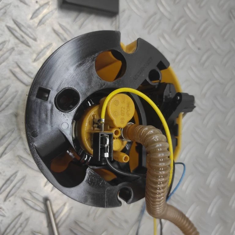 Bomba de combustible en depósito Audi A6 C6 2007 4F0919050F A2C53091963 165kW RVP25408 - Imagen 4 de 4