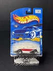 Vintage 2000 Mattel Hot Wheels Auburn 852 No. 116 Red and White Classic Car NOS