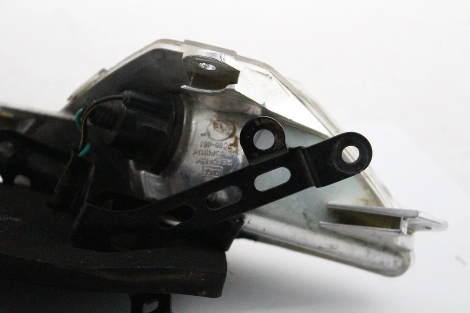 18-22 KAWASAKI NINJA 400 LEFT FRONT TURN SIGNAL LIGHT INDICATOR 23040-0153 - Image 4 of 4