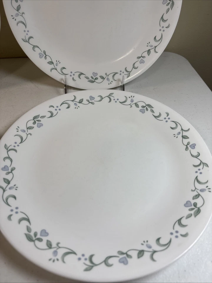 "4 platos de cena Corelle Country Cottage de 10,25"" corazones blancos/grn/púrpura" Foto 3 de 4