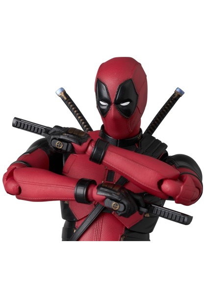 NEW AUTHENTIC MAFEX No.284 Deadpool & Wolverine Ver. Deadpool