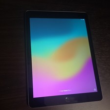 Apple iPad 6th Gen 2018 Wi-Fi Touch ID - Excellent - 1 YEAR WARRANTY