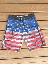 Affliction Size 33 American Flag Swim Trunks Red White Blue Mens Board Shorts